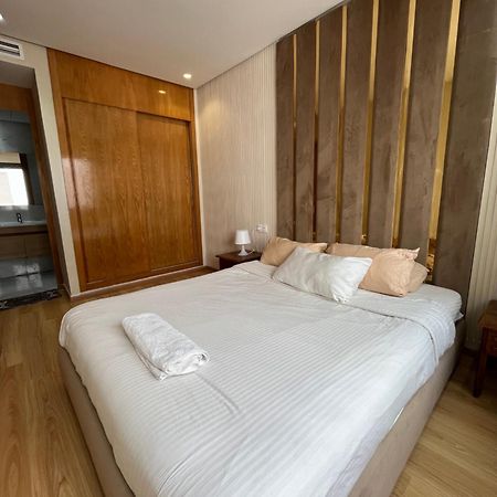 Luxury Appartement In Heart Of Casablanca Maarif Exteriör bild